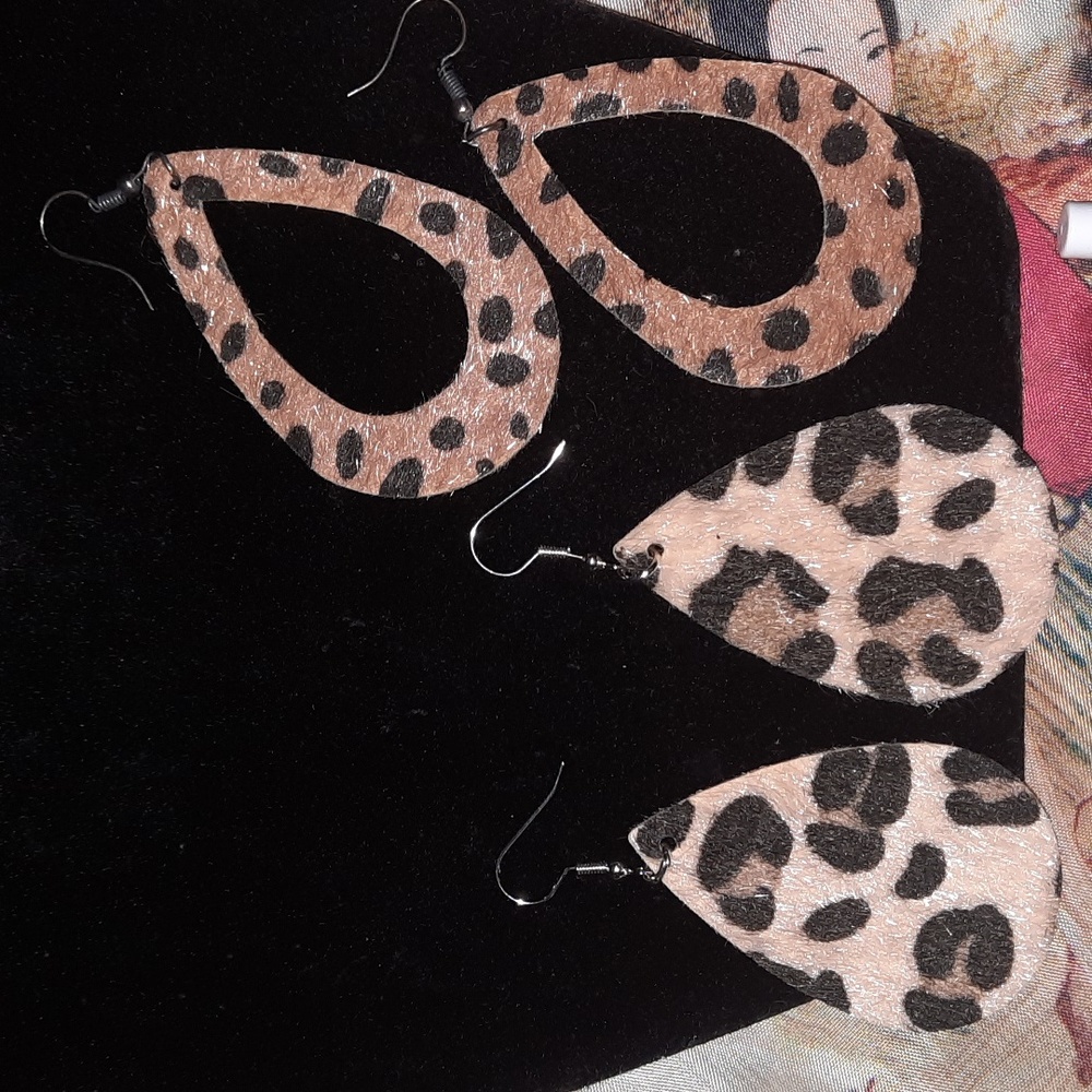"Furry" animal print dangle earrings set of 2. 2/25$